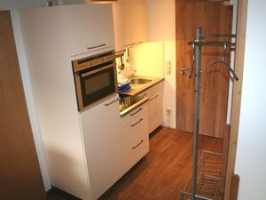 19306254-Ferienwohnung-5-Bad Wiessee-300x225-3