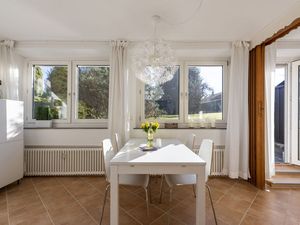 23965942-Ferienwohnung-4-Bad Wiessee-300x225-1