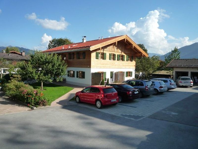 23428166-Ferienwohnung-3-Bad Wiessee-800x600-2