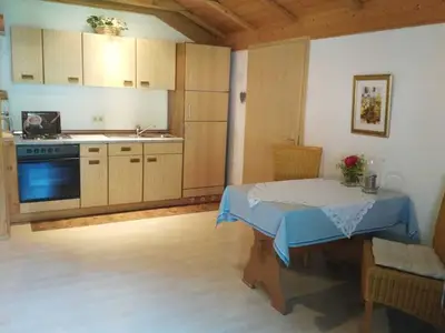 Ferienwohnung für 2 Personen (38 m²) in Bad Wiessee 2/4