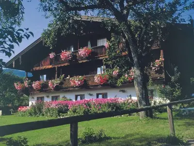 Ferienwohnung für 2 Personen (42 m²) in Bad Wiessee 1/10