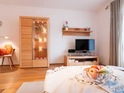 Ferienwohnung für 2 Personen (64 m²) in Bad Wiessee 3/8