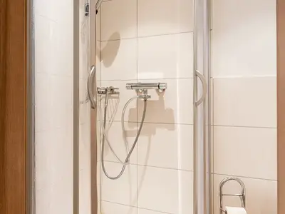 Ferienwohnung für 7 Personen (93 m²) in Bad Wiessee 10/10