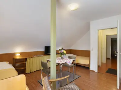 Photo, INSIDE, OUTSIDE