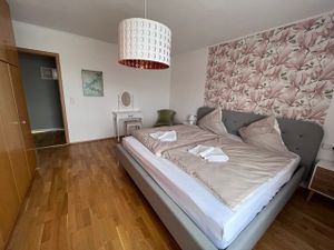 23924013-Ferienwohnung-6-Bad Wildungen-300x225-2