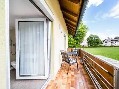 Südbalkon mit Blick ins Grüne
