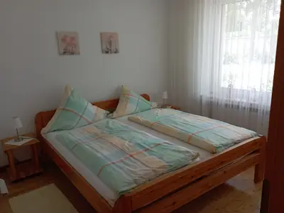 BEDROOM, INSIDE