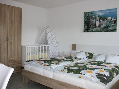 Doppelzimmer Bodensee mit Babybett