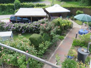 Garten von oben/ Carport