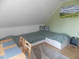 24018813-Ferienwohnung-4-Badacsony-300x225-1