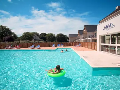 PoolOfHouse