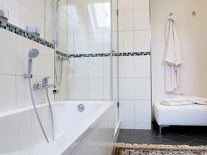 19278716-Ferienwohnung-5-Baden-Baden-300x225-4