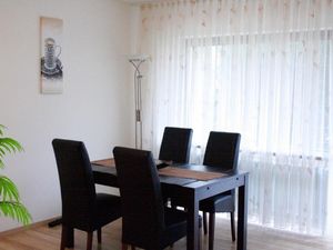 22422253-Ferienwohnung-4-Baden-Baden-300x225-4