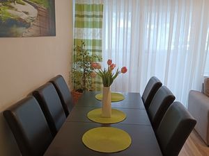 23551152-Ferienwohnung-6-Baden-Baden-300x225-2