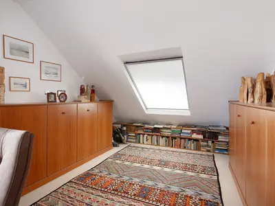 Photo, INSIDE, OUTSIDE