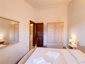 23744454-Ferienwohnung-6-Badesi-300x225-3