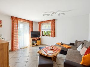 23824532-Ferienwohnung-2-Baiersbronn-300x225-2