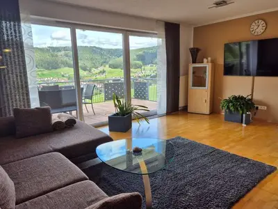 Ferienwohnung für 9 Personen (130 m²) in Baiersbronn 1/10