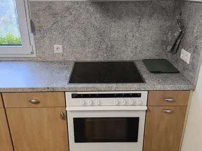 1000021567