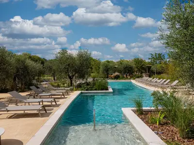 PoolOfHouse