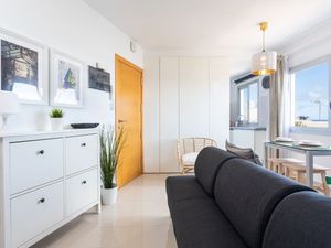 22688315-Ferienwohnung-3-Bajamar-300x225-2