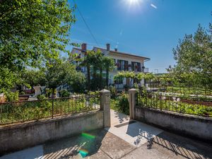 Ferienwohnung für 6 Personen (104 m²) in Bajčići