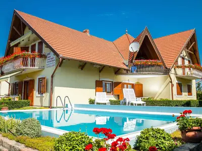 Ferienwohnung für 4 Personen (45 m²) in Balatomáriafürdö 1/10