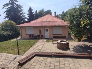 23890211-Ferienwohnung-3-Balatonalmádi-300x225-1