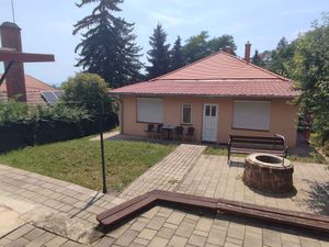 23771864-Ferienwohnung-6-Balatonalmádi-300x225-1