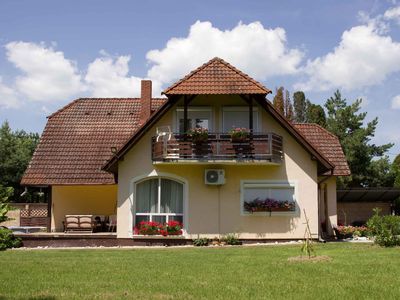 Ferienwohnung für 5 Personen (120 m²) in Balatonberény 1/10