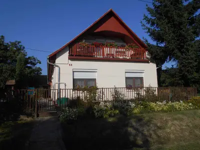 Ferienwohnung für 5 Personen (80 m²) in Balatonberény 1/10