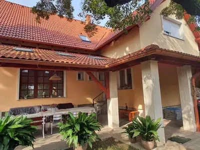 Ferienwohnung für 6 Personen (150 m²) in Balatonberény 1/10
