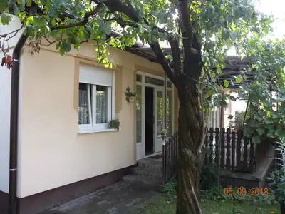 Ferienwohnung für 5 Personen (58 m²) in Balatonboglár 1/10