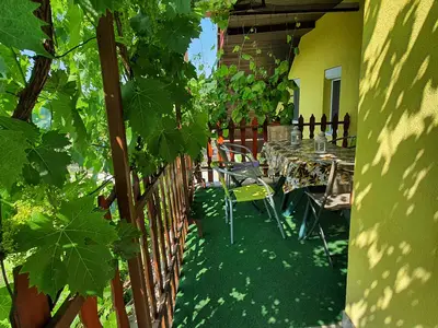 Ferienwohnung für 8 Personen (110 m²) in Balatonboglár 4/10