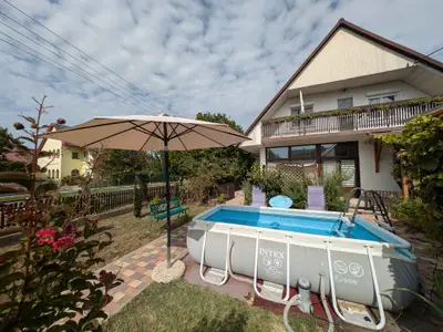 Ferienwohnung für 6 Personen (80 m²) in Balatonboglár 1/10