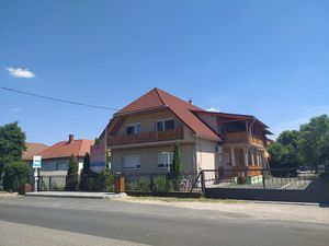 Ferienwohnung für 14 Personen (190 m²) in Balatonfenyves
