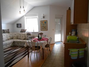 19557691-Ferienwohnung-6-Balatonfenyves-300x225-2