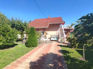 23772398-Ferienwohnung-4-Balatonfenyves-300x225-2