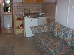 19313411-Ferienwohnung-2-Balatonföldvar-300x225-1