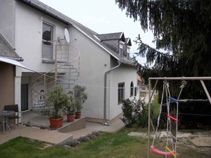 23779389-Ferienwohnung-8-Balatongyörök-300x225-1