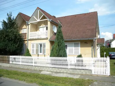 Ferienwohnung für 7 Personen (80 m²) in Balatonkeresztúr 5/10