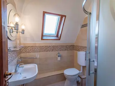 Ferienwohnung für 10 Personen (130 m²) in Balatonkeresztúr 6/10