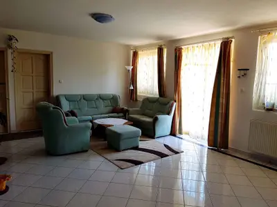 Ferienwohnung für 4 Personen (100 m²) in Balatonkeresztúr 7/10