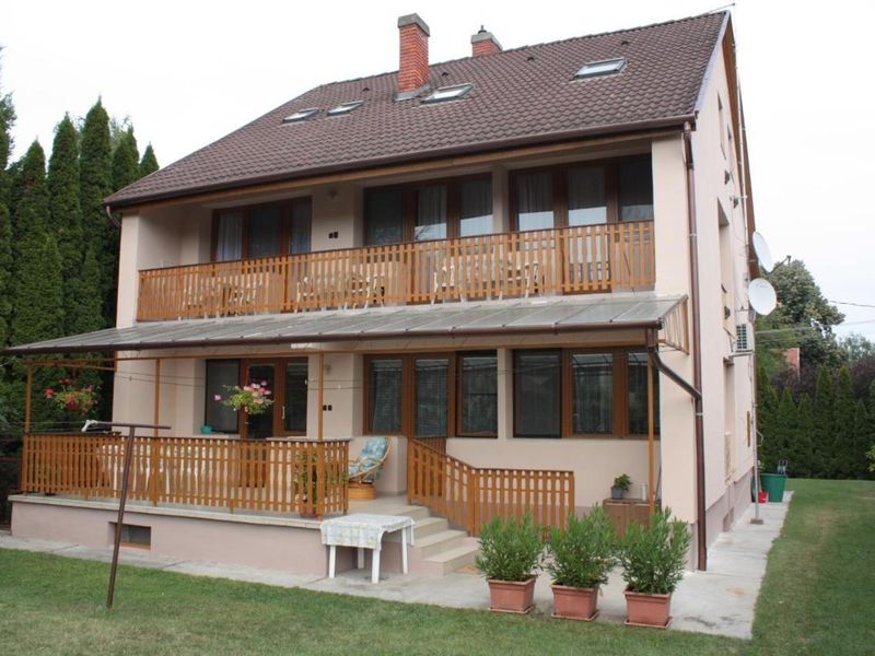 23939306-Ferienwohnung-10-Balatonlelle-800x600-0