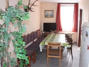 23939306-Ferienwohnung-10-Balatonlelle-300x225-1