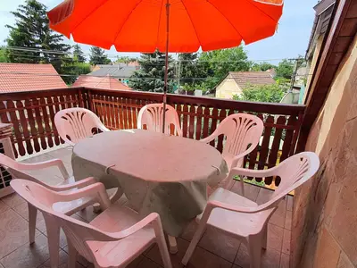 Ferienwohnung für 7 Personen (90 m²) in Balatonlelle 3/10