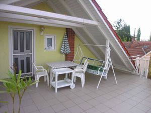 23772403-Ferienwohnung-4-Balatonlelle-300x225-2