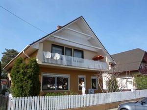 23772495-Ferienwohnung-10-Balatonlelle-300x225-0