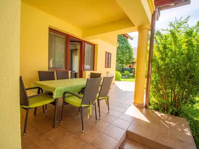 Ferienwohnung für 6 Personen (70 m²) in Balatonlelle 2/10