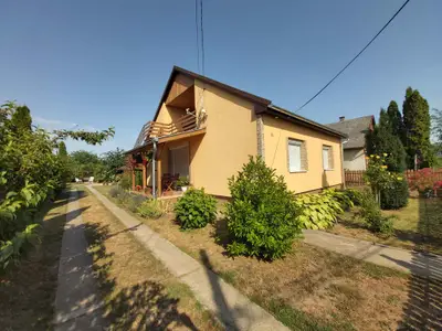 Ferienwohnung für 3 Personen (32 m²) in Balatonlelle 1/10